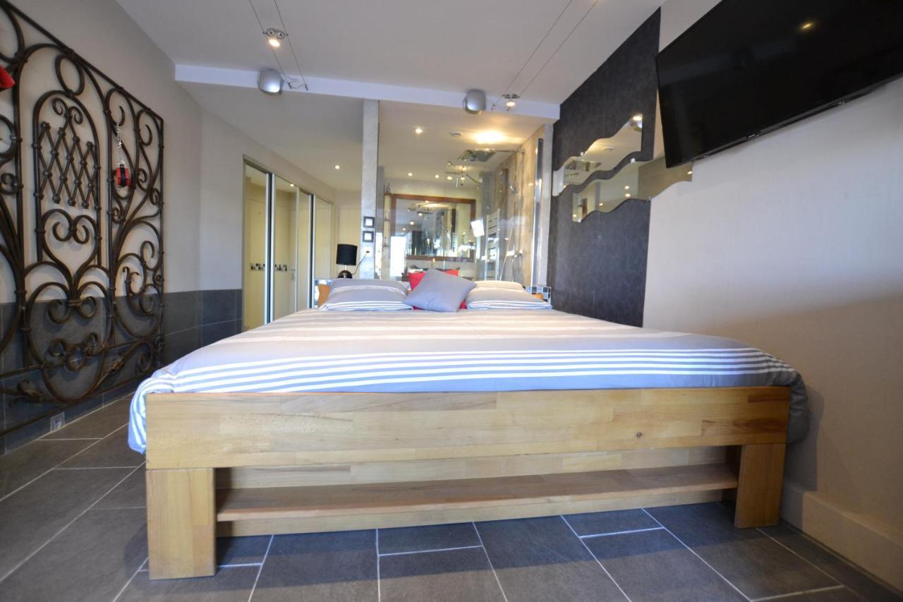 Studio Naturiste Captive Heliopolis Fg 13 Agde Zewnętrze zdjęcie